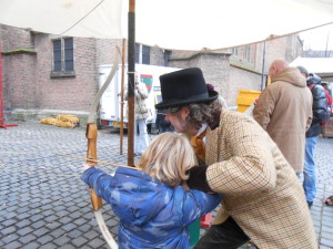 HISTORIE-KS Kasteelschutters Handboogschieten Organisatie Historische Evenementen Charles Dickens Markt Grote Kerk Hofkwartier Geschiedenis Liekie's Liedjes Rob 2